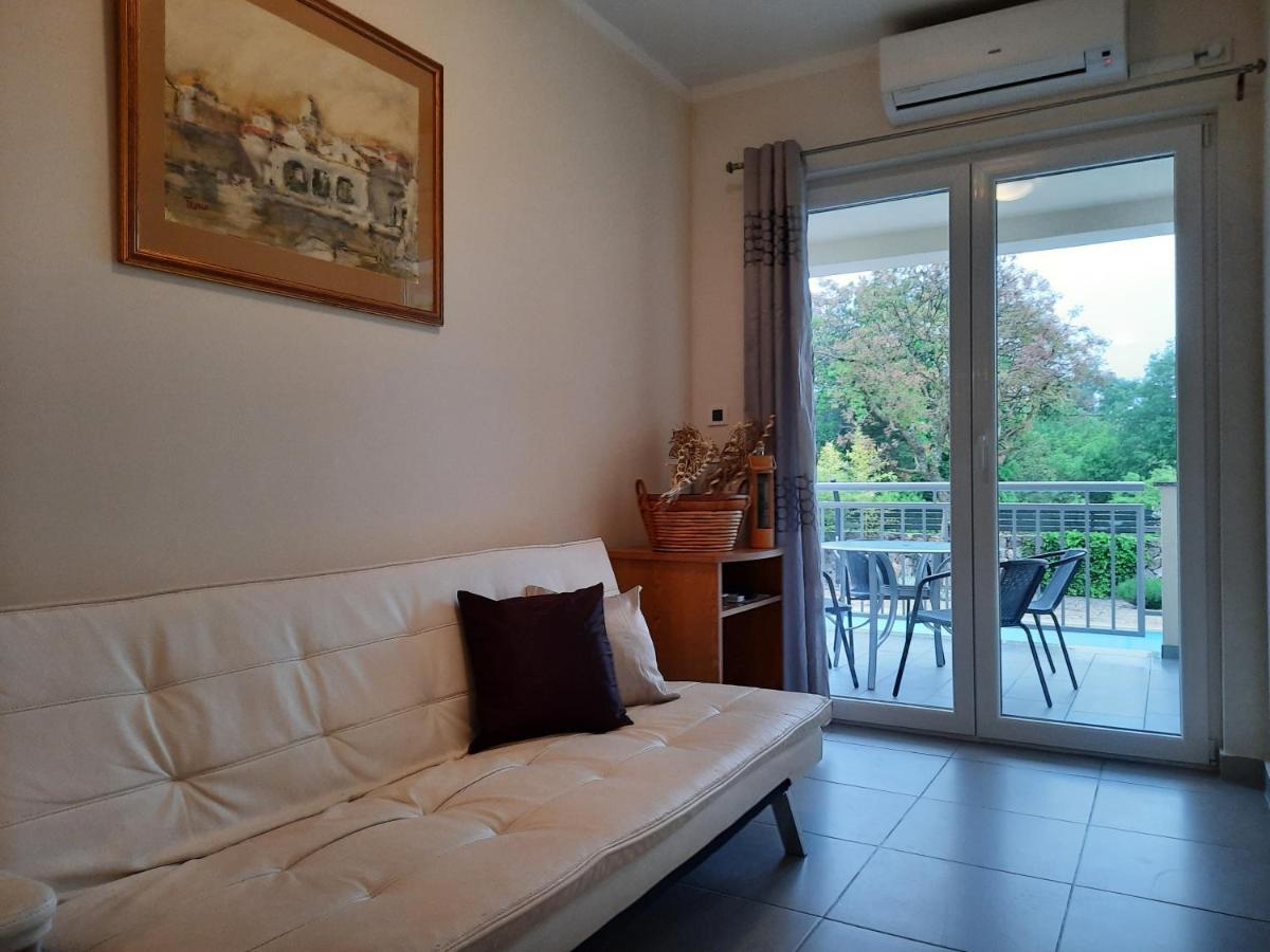 Apartmani Ivica Крк Екстер'єр фото