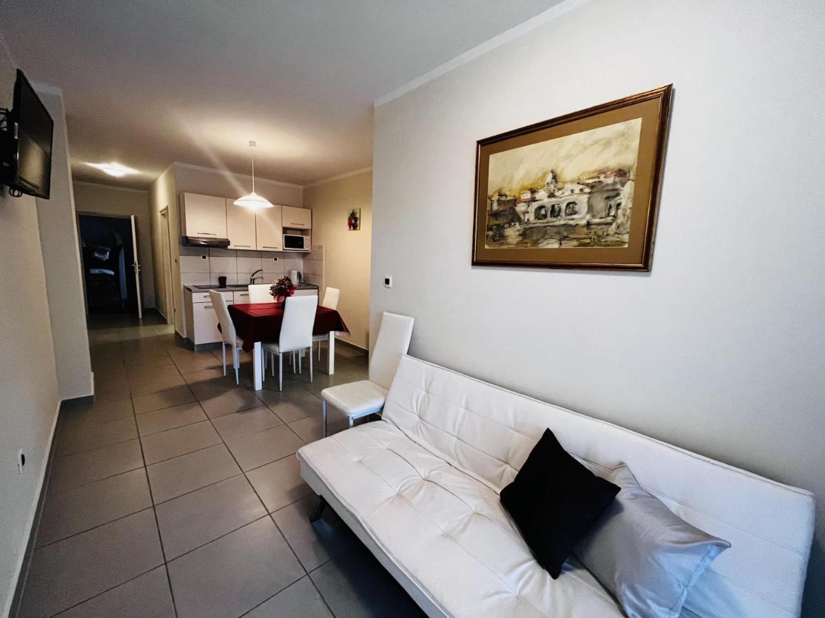 Apartmani Ivica Крк Екстер'єр фото