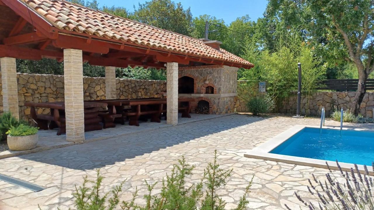 Apartmani Ivica Крк Екстер'єр фото