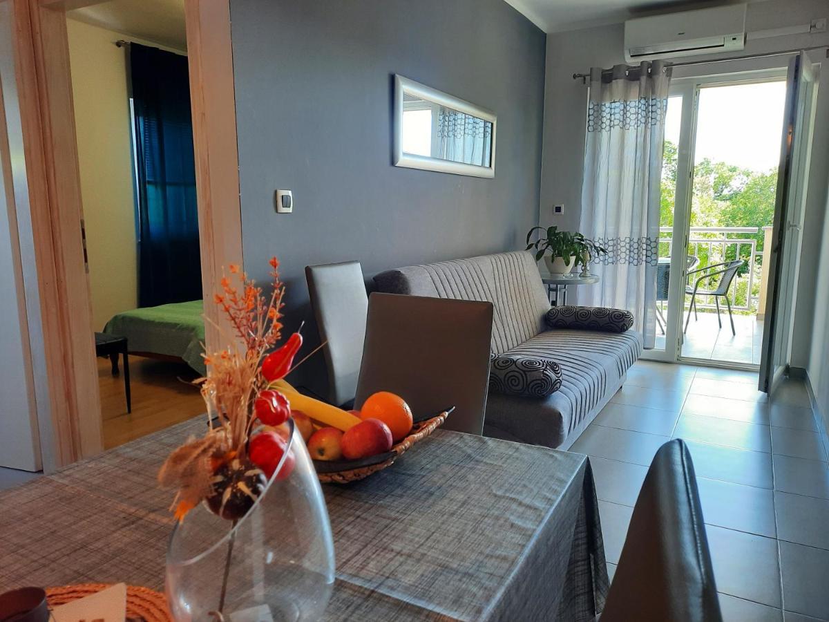 Apartmani Ivica Крк Екстер'єр фото