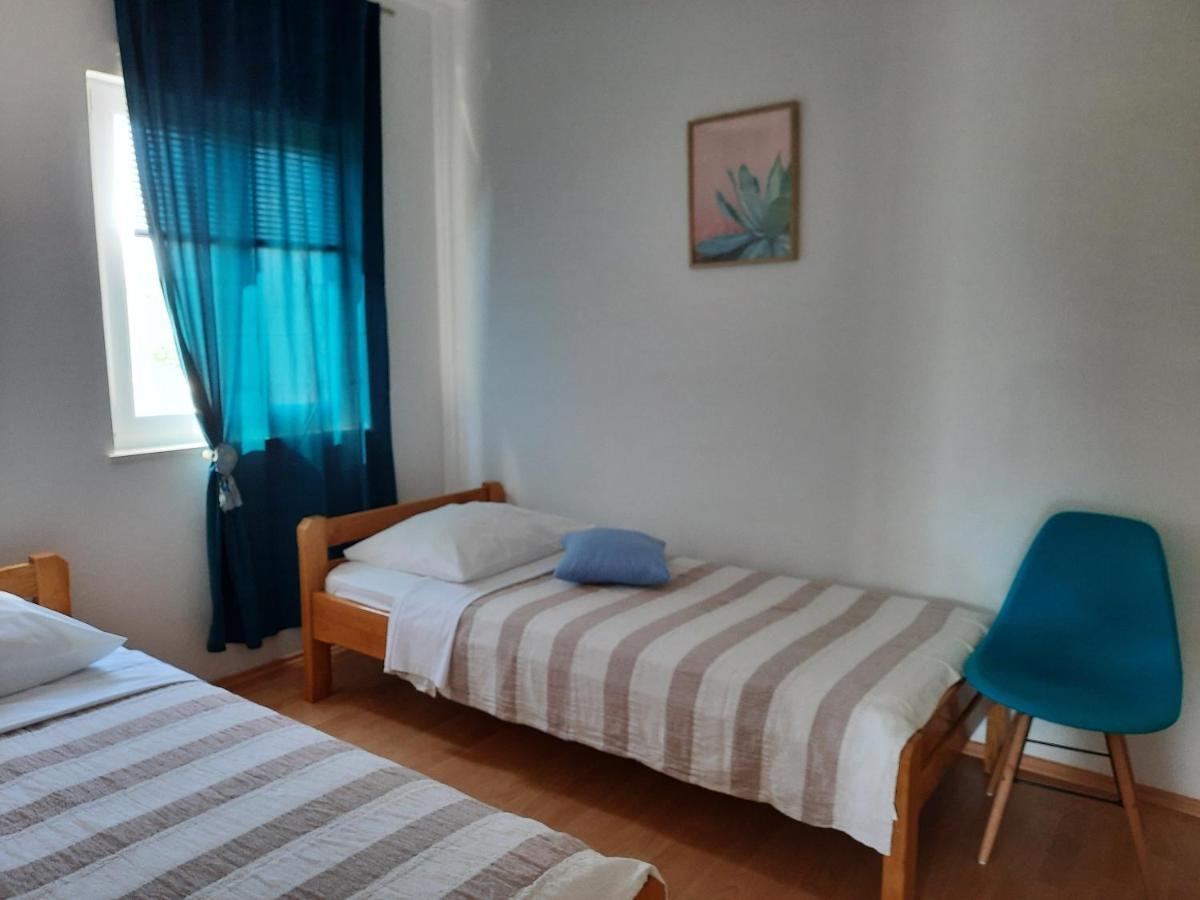 Apartmani Ivica Крк Екстер'єр фото