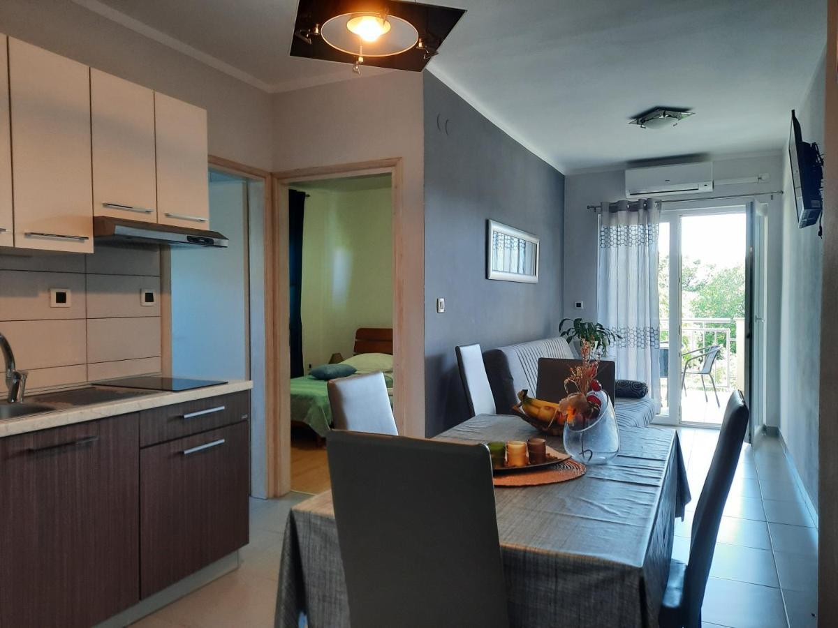 Apartmani Ivica Крк Екстер'єр фото