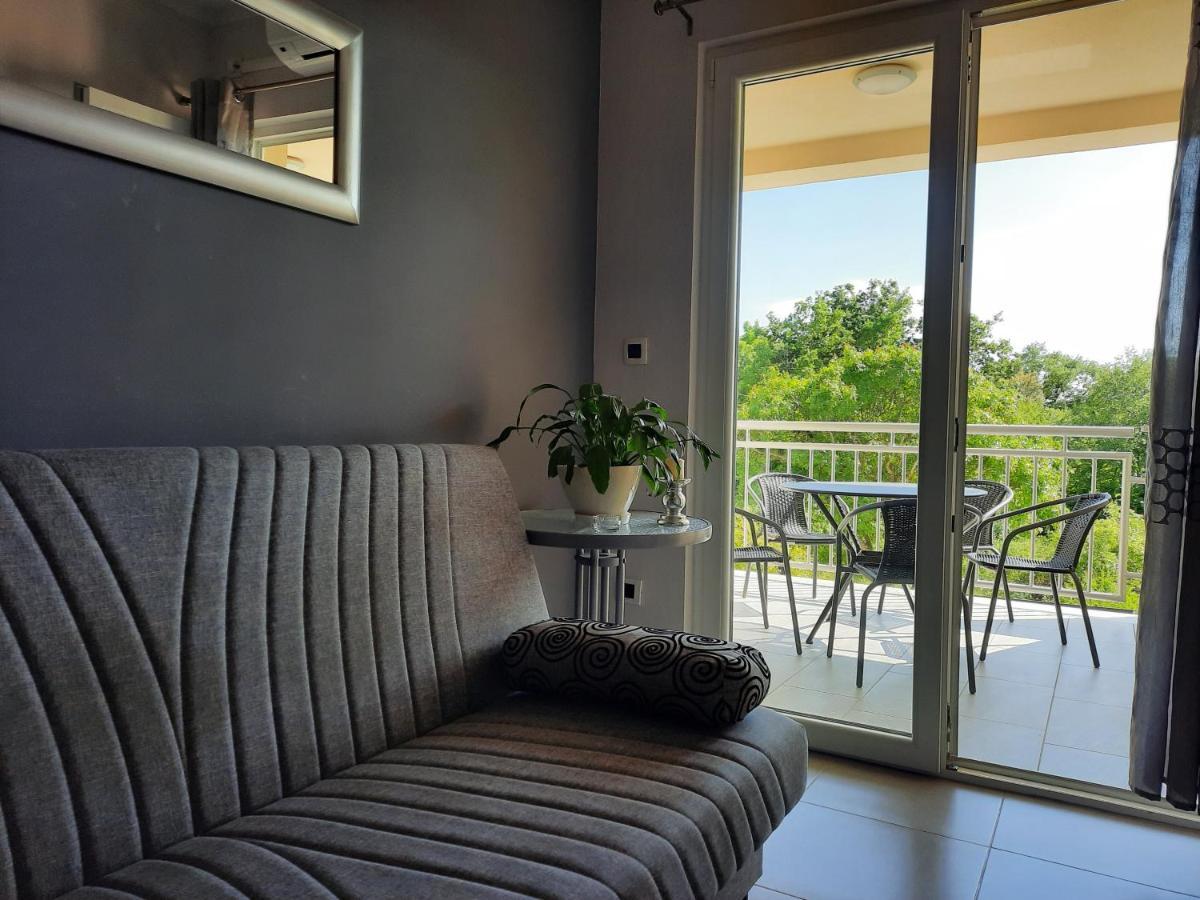 Apartmani Ivica Крк Екстер'єр фото