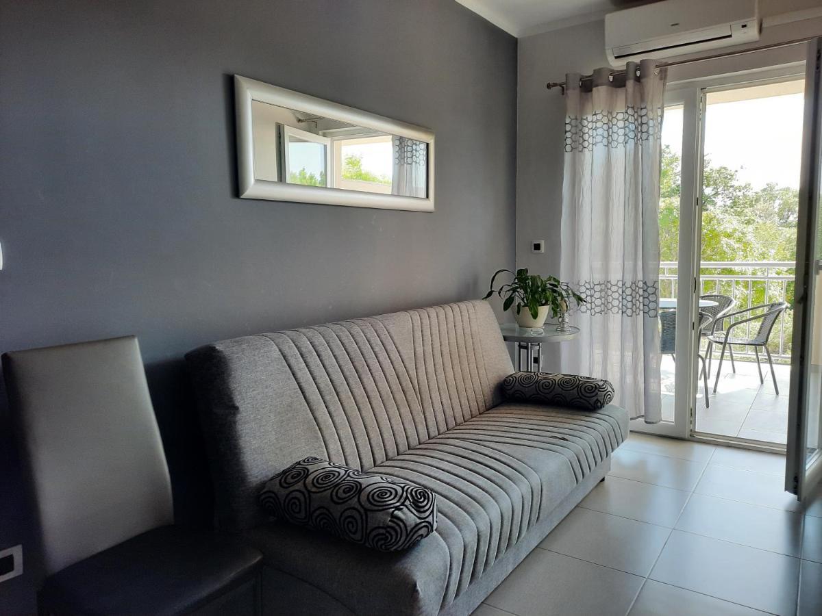 Apartmani Ivica Крк Екстер'єр фото